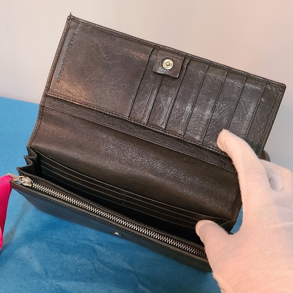 Balenciaga Lambskin Wallet - Picture 6 of 15
